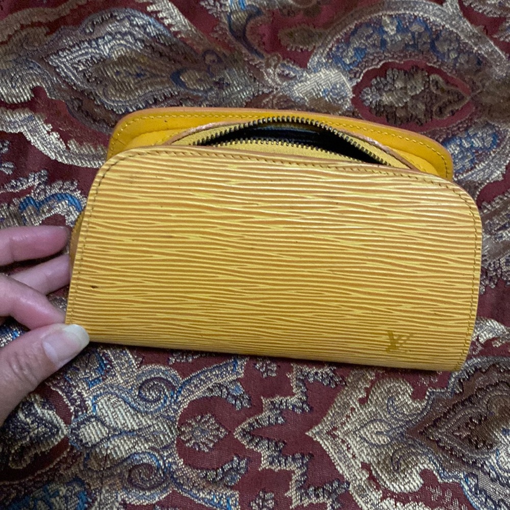 authentic lv make up bag